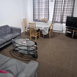 Simple 2bed Flat In Edinburgh. Edimburgo